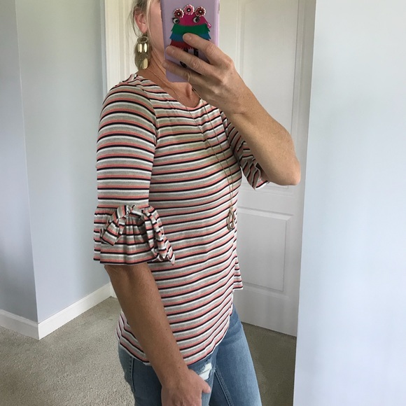 ♥️SIZE SMALL♥️Striped Short Sleeve Top - Picture 3 of 7